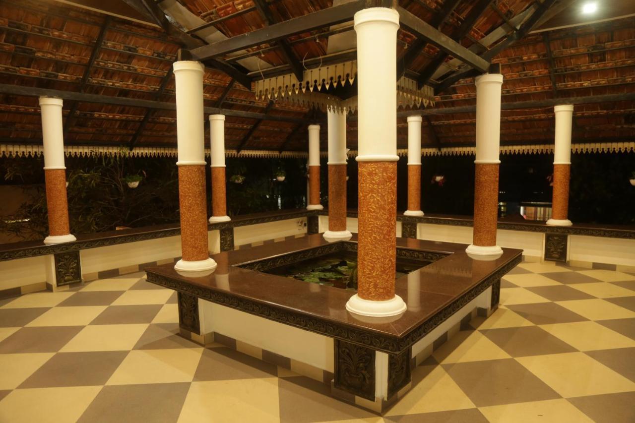 Mi Casa Tu Casa Homestay Kochi Eksteriør billede