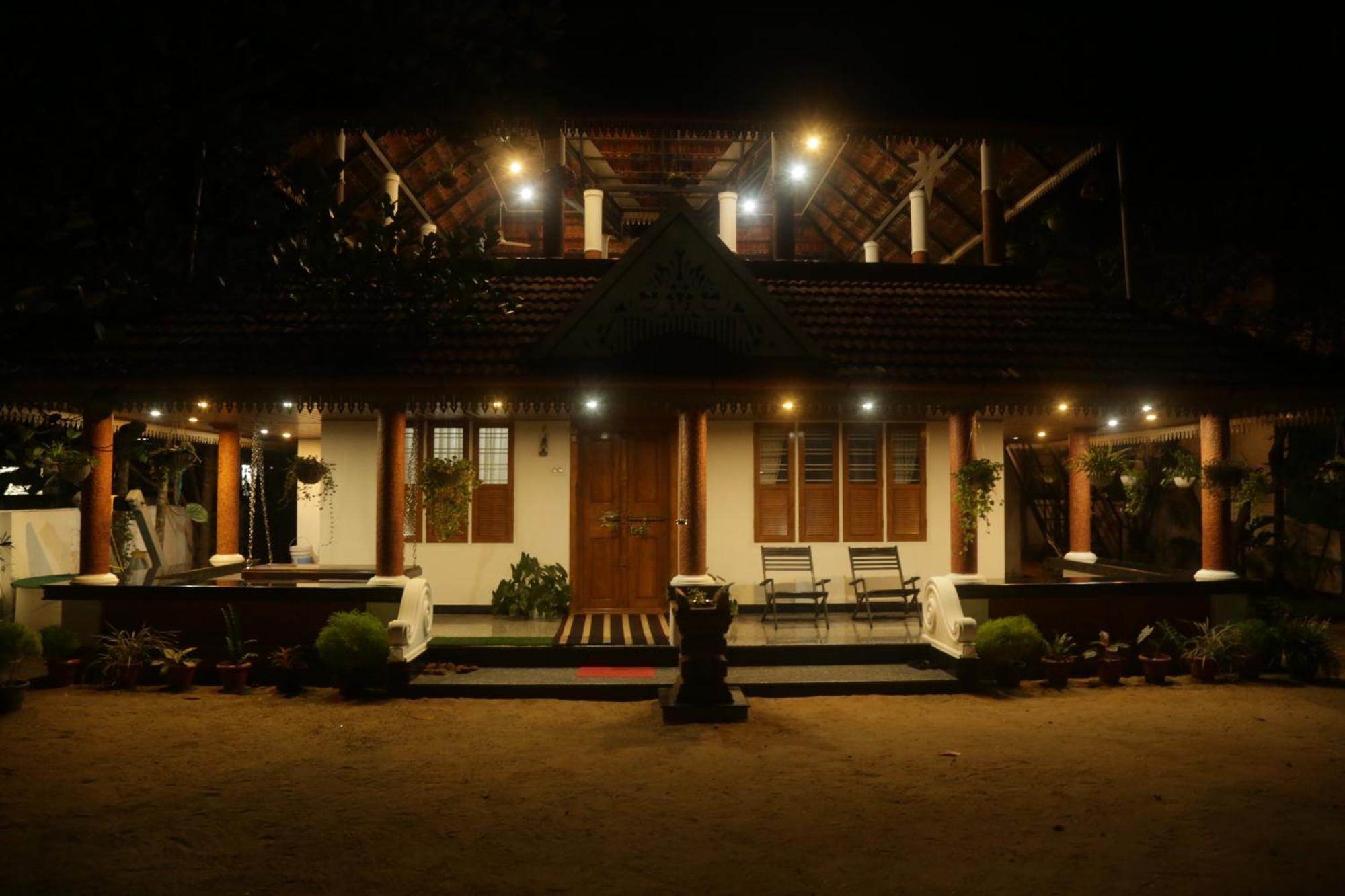 Mi Casa Tu Casa Homestay Kochi Eksteriør billede