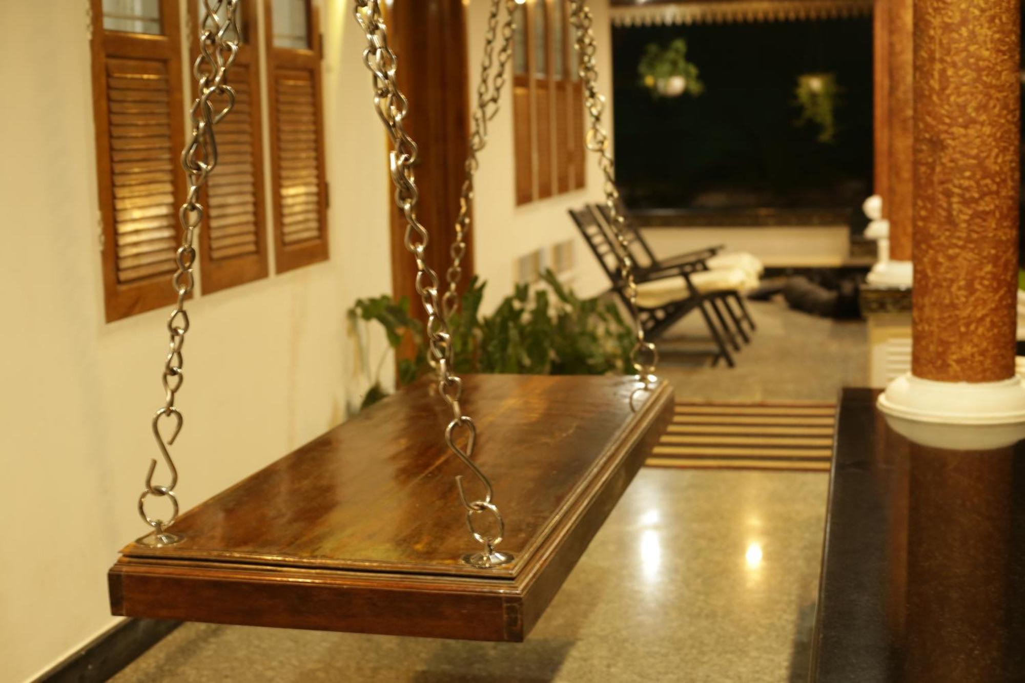 Mi Casa Tu Casa Homestay Kochi Eksteriør billede
