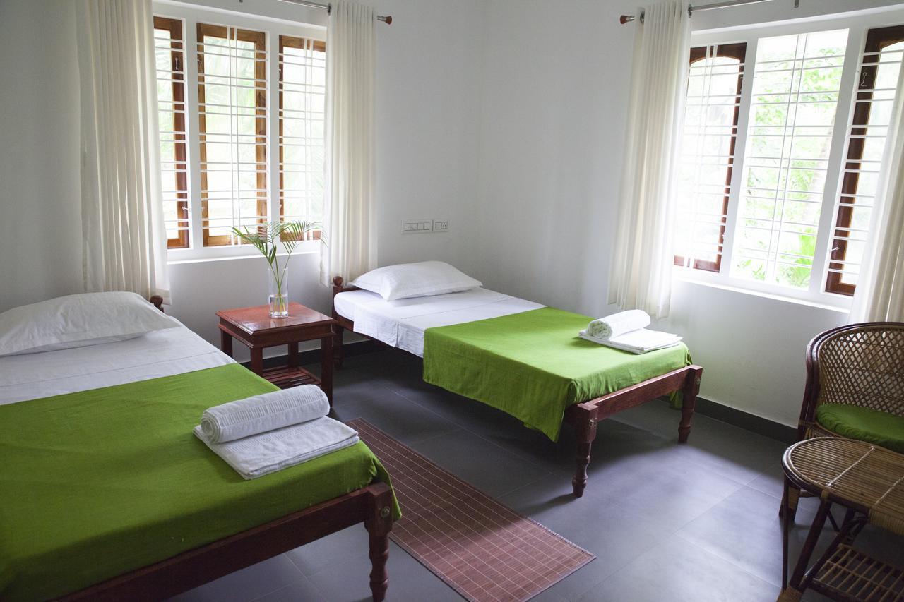 Mi Casa Tu Casa Homestay Kochi Eksteriør billede